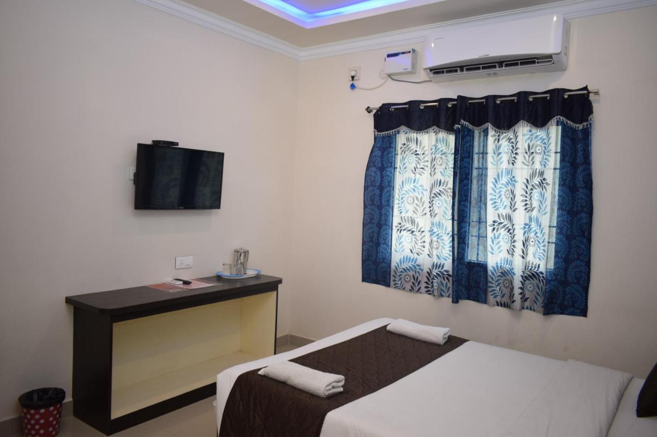 Bouvana Residency Пондичерри Экстерьер фото