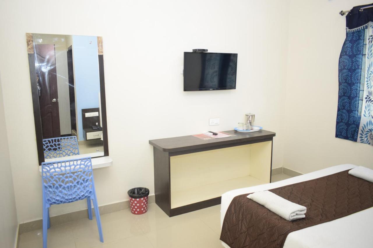 Bouvana Residency Пондичерри Экстерьер фото